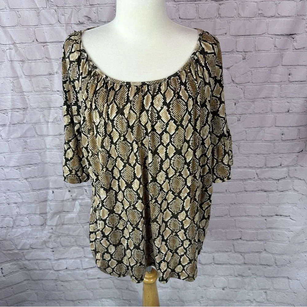 Michael kors snakeskin print peasant blouse size 1X boho casual